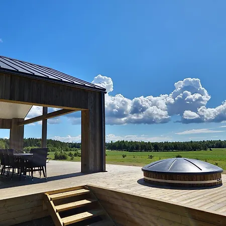 Maasika Villa *